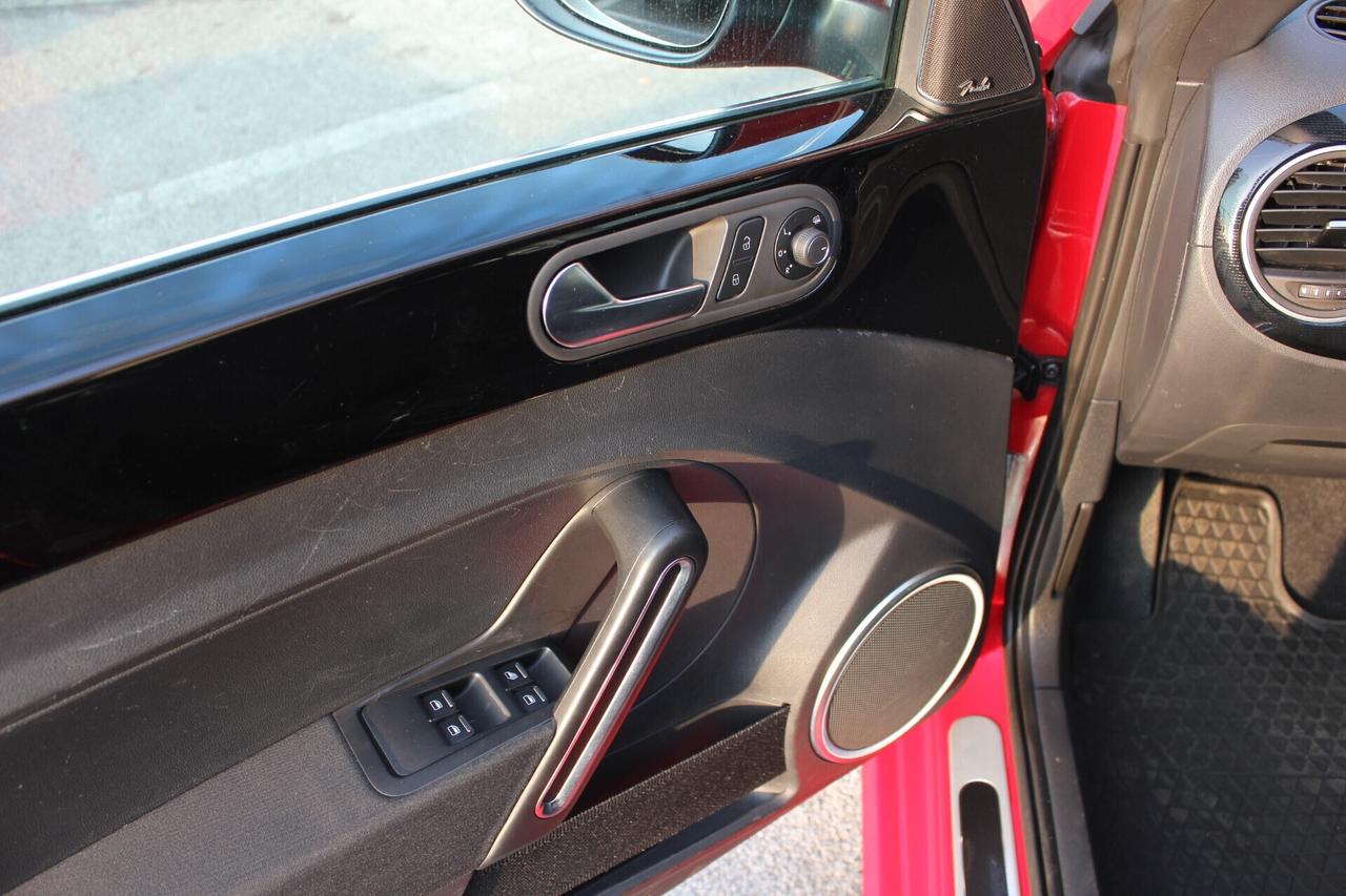 Volkswagen Maggiolino Cabrio 1.2 TSI DSG Design