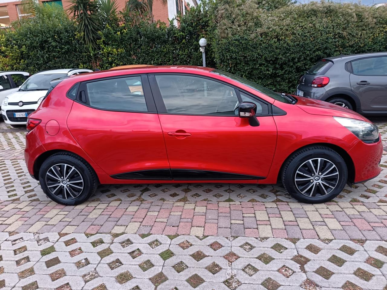 Renault Clio 1.2 75CV GPL 5 porte Wave