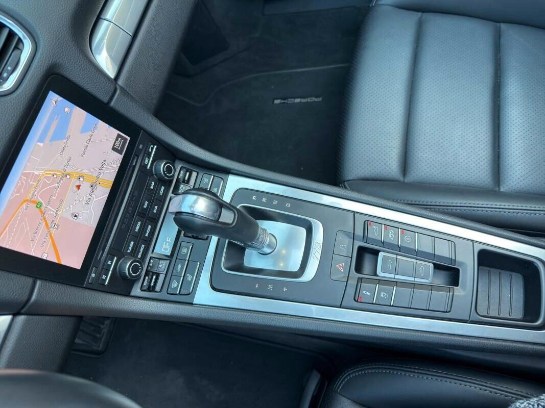 Porsche 718 Spyder Boxster 2.0 BENZINA 300 CV AUT. 2020