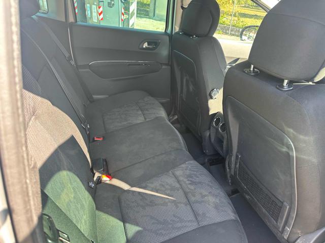 PEUGEOT 3008 1.6 HDi 112CV Tecno senza nessun lavoro da fare