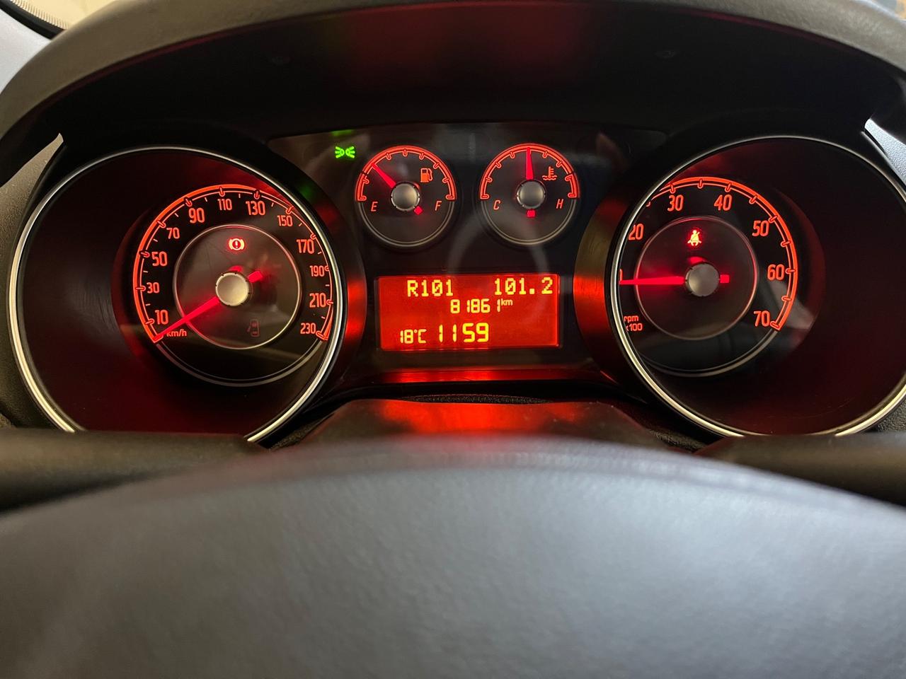 Fiat Punto 1.4 S&S 8V 3 porte Street