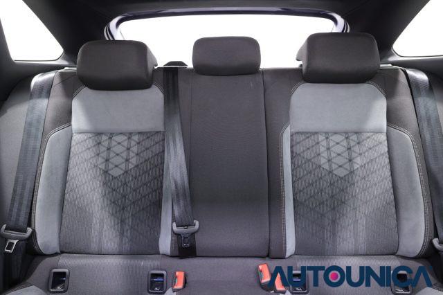 VOLKSWAGEN Taigo 1.0 TSI 115 CV R-LINE FARI LED TETTO PANORAMA