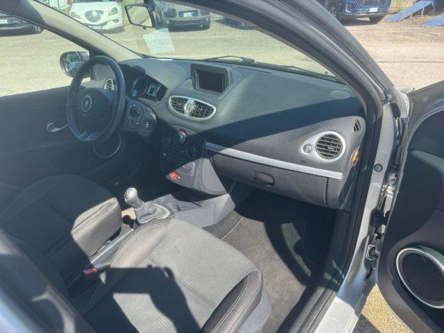 RENAULT Clio 1.2 16V 5 porte Confort