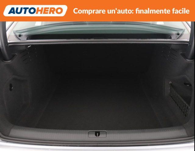 AUDI A4 30 TDI S tronic Business Sport