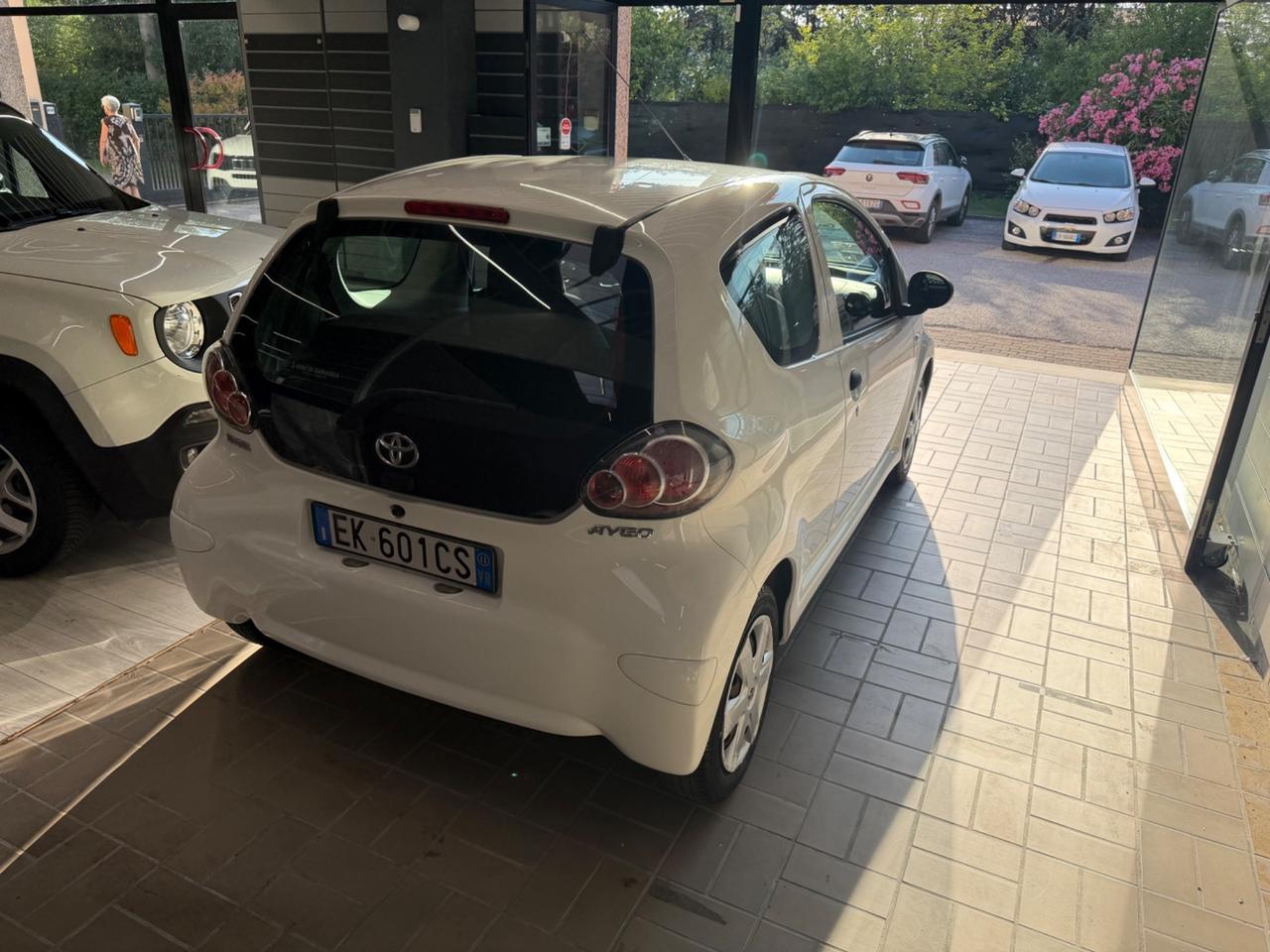 Toyota Aygo 1.0 12V VVT-i 3 porte Now Connect 70.000 KM Unicoproprietario