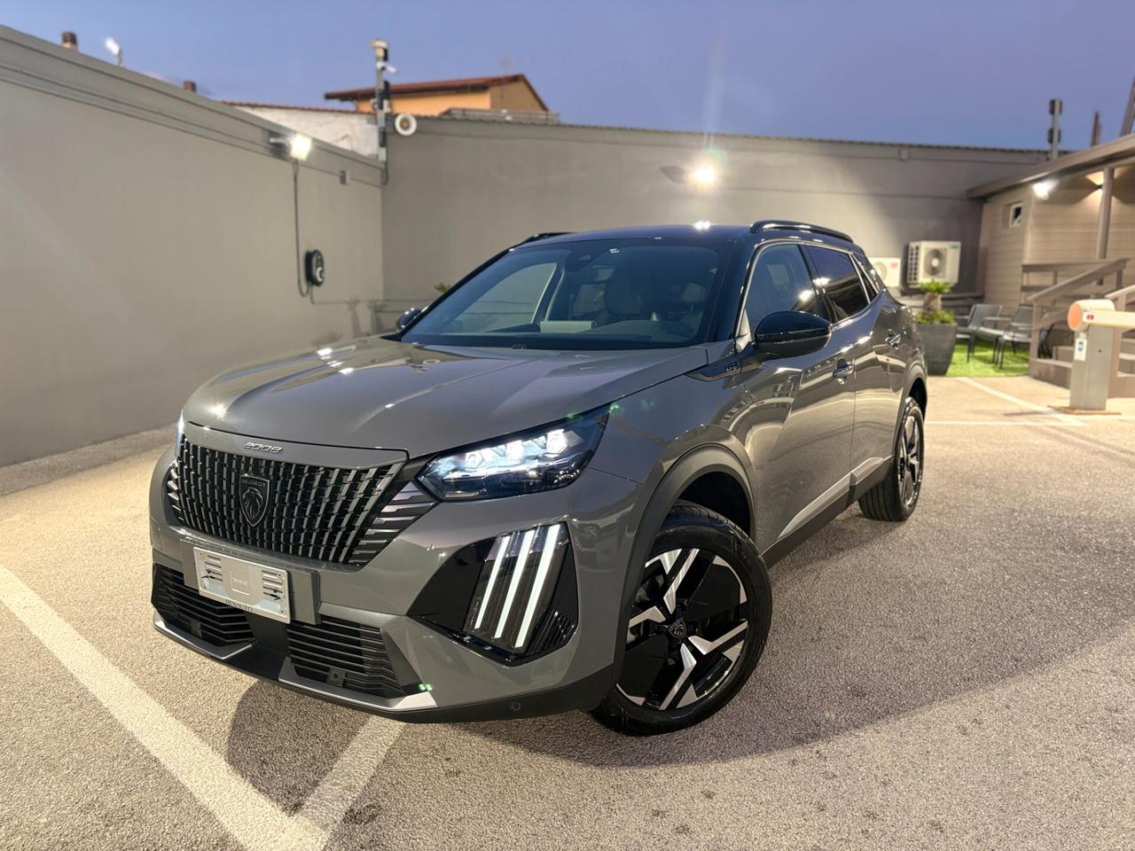 Peugeot 2008 PureTech 130 S&S EAT8 GT PACK Automatic KM CERTIFICATI