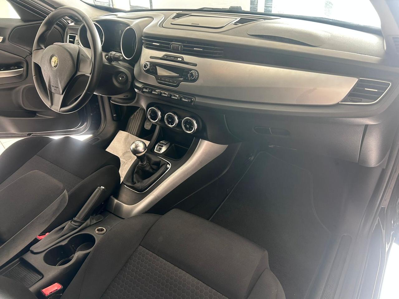 Alfa Romeo Giulietta 2.0 JTDm-2 140 CV Distinctive