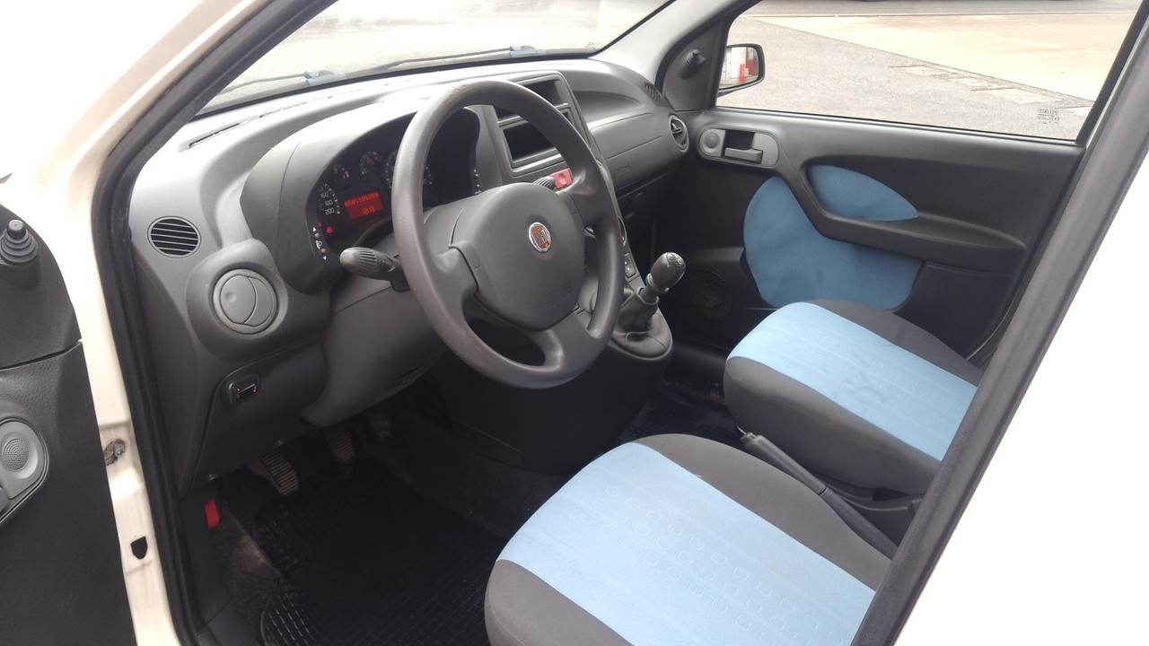 Fiat Panda 1.2 BZ metano 68milakm neopatentati 09