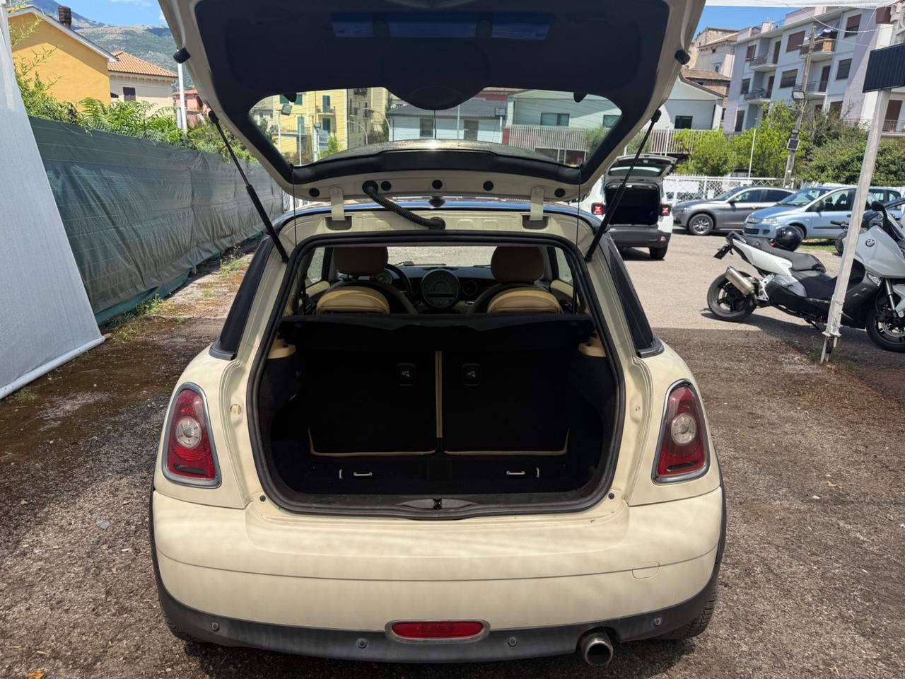 Mini 1.6 16V Cooper Chili