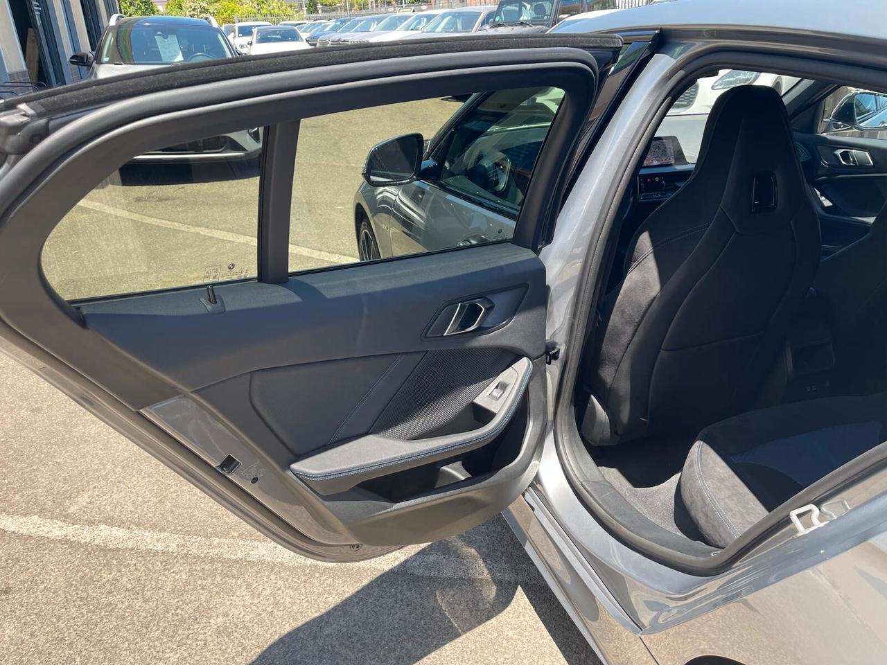 Bmw 118d 5p. Msport
