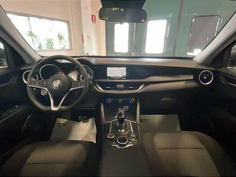 Alfa Romeo Stelvio 2.2 Turbo Diesel 190CV AT8 Q4 Business