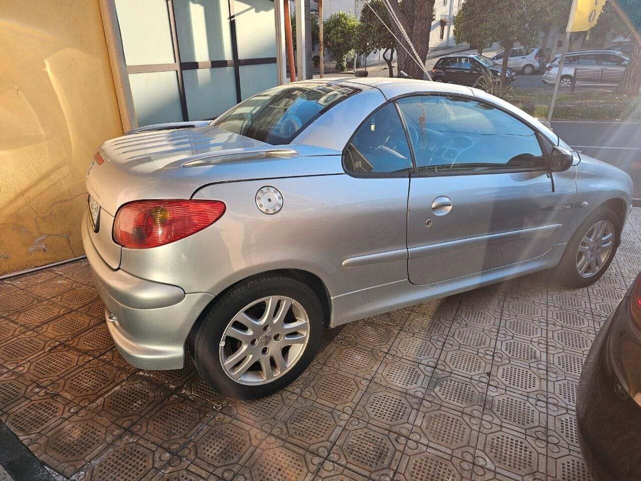 Peugeot 206 1.6 16V CC Cabrio
