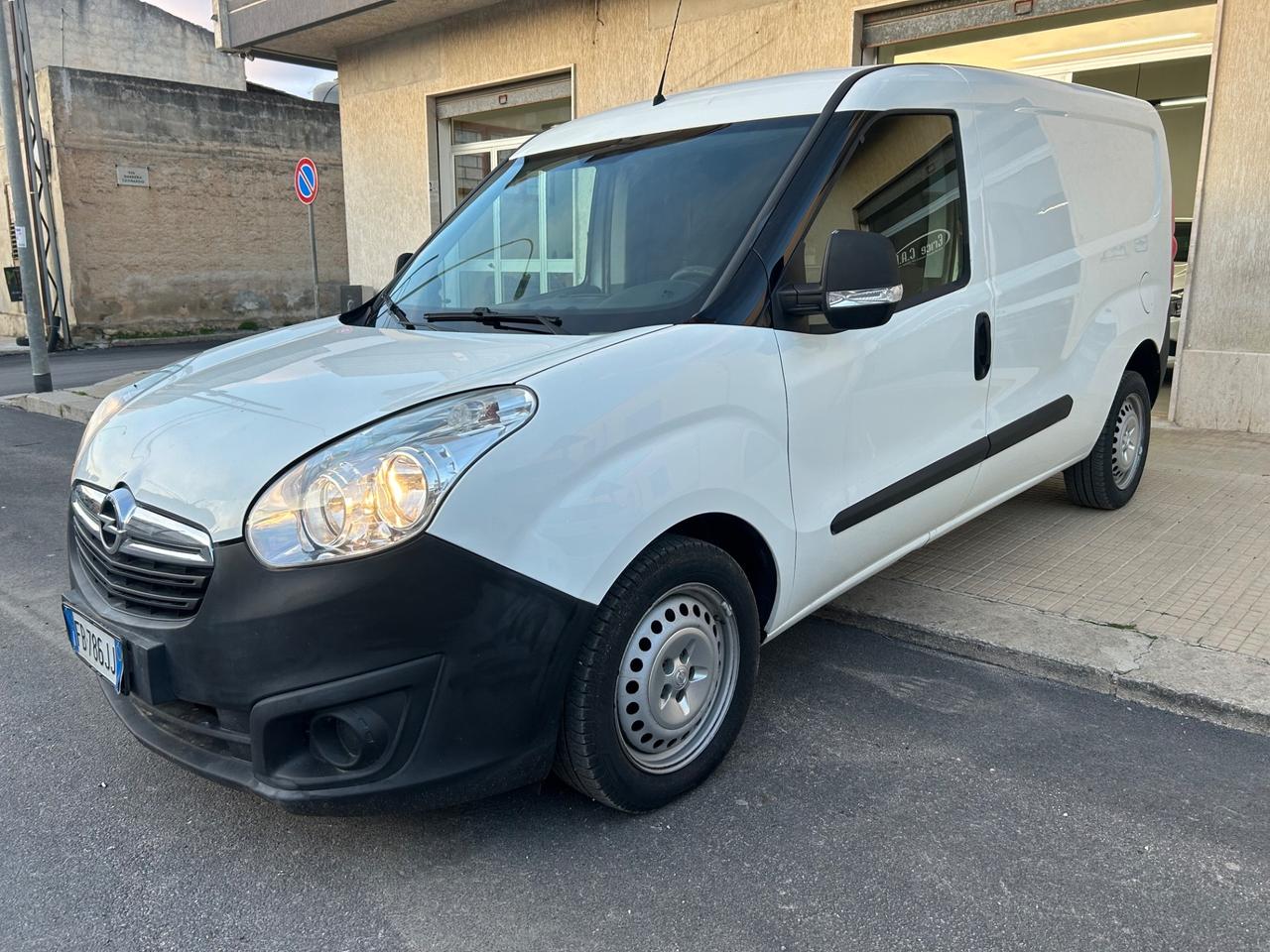 Opel Combo 1.6 CDTi 105CV