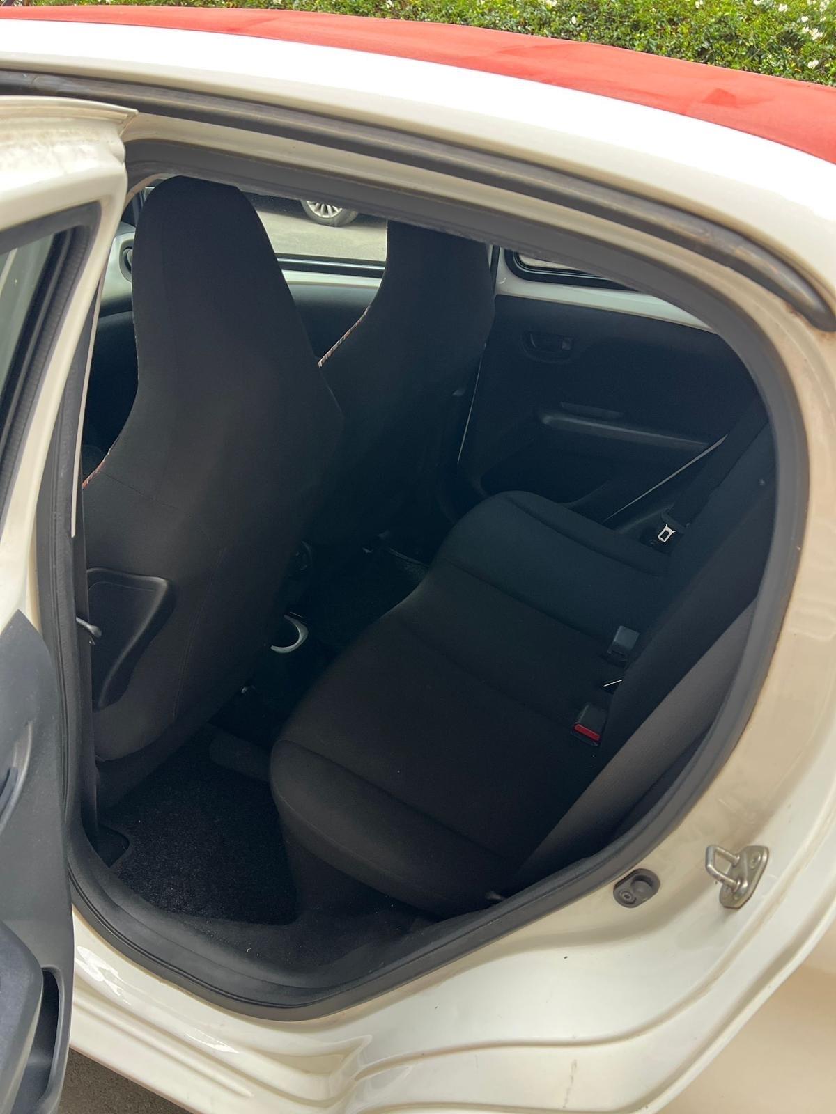 Citroen C1 1.0 Benzina 5 porte Shine Navi bicolor pdc