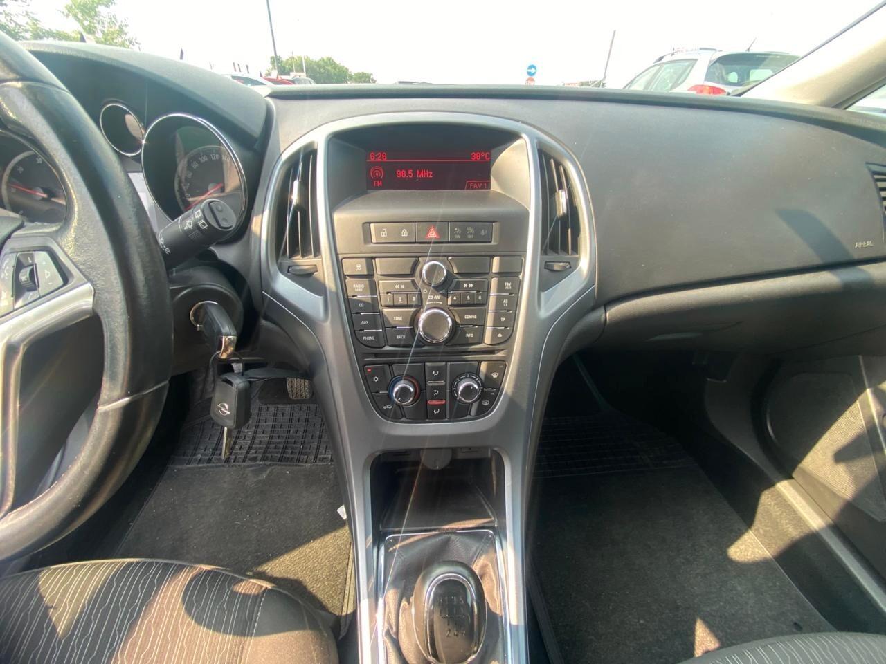 Opel Astra 1.7 CDTI 110CV Sports Tourer Cosmo