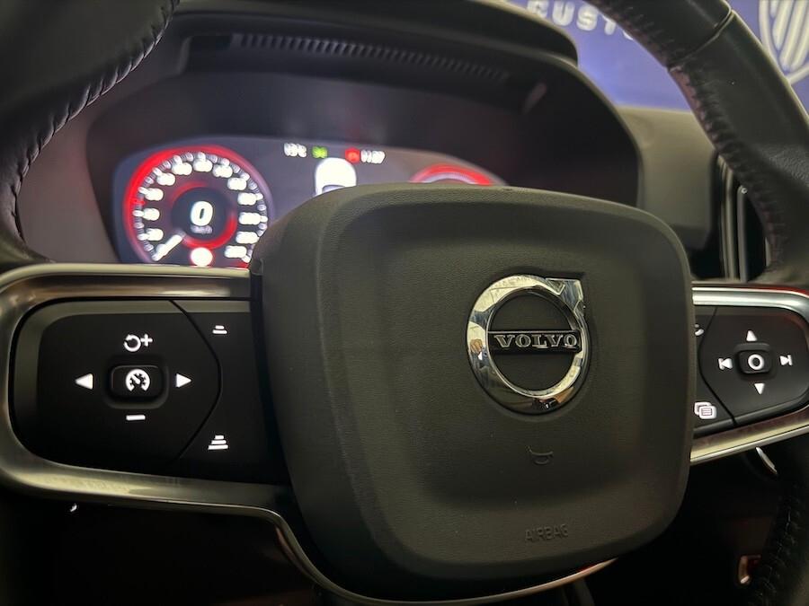 Volvo XC40 Hybrid Inscription Auto