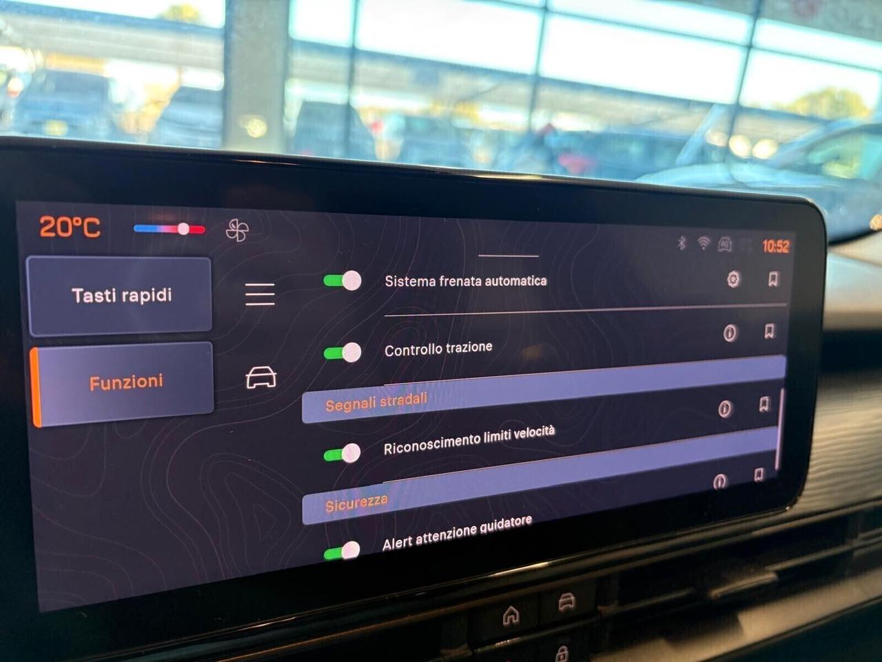 Jeep Avenger LONGITUDE 1.2 Turbo 100 CV 6mt SPOTICAR