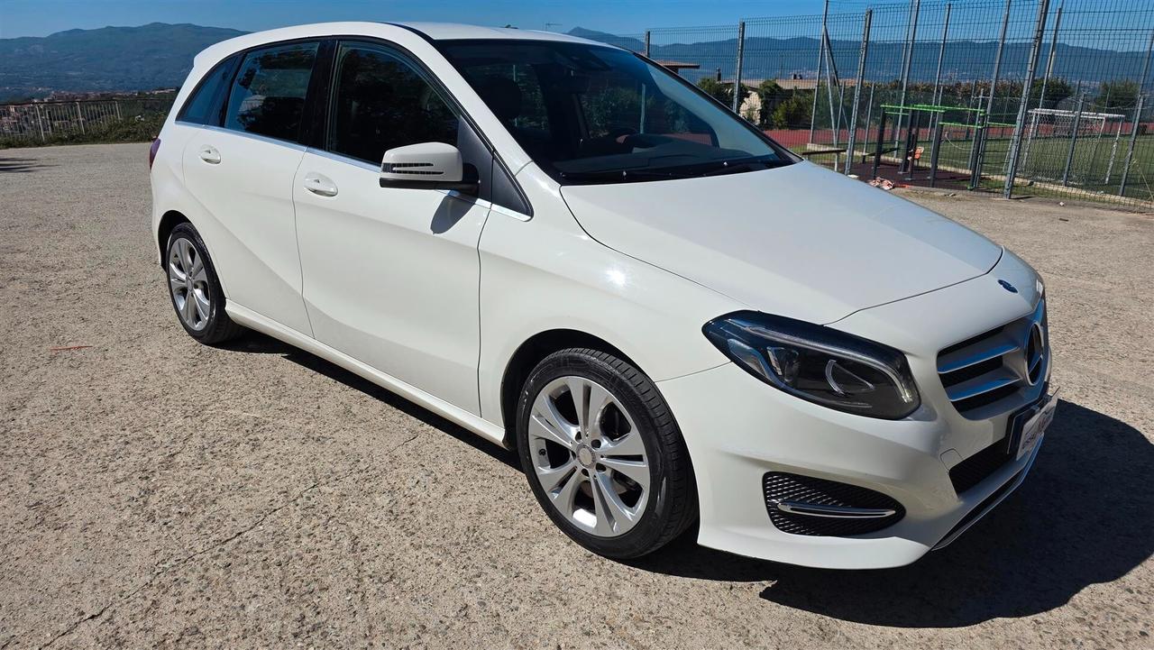 Mercedes-benz B 180 d Premium