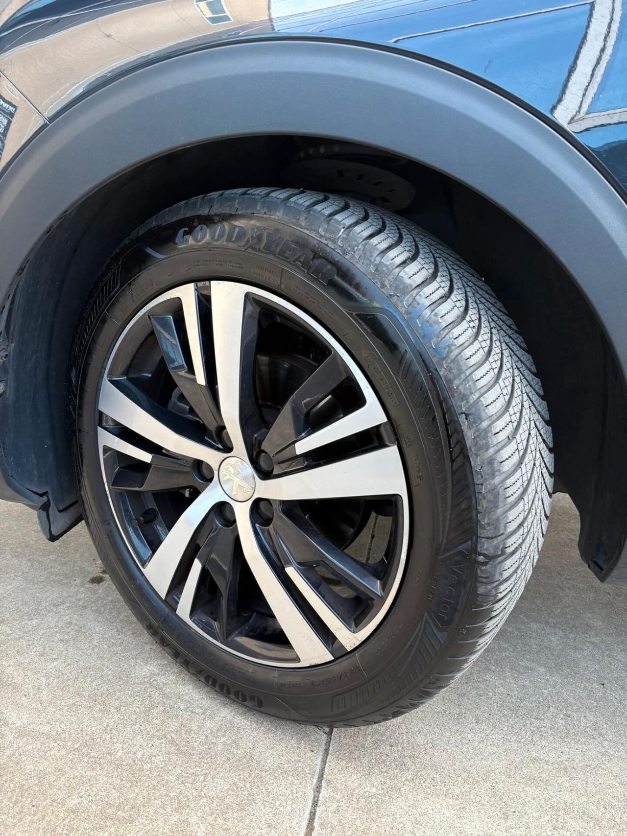 Peugeot 3008 BlueHDi 130 S&S EAT8 GT Line