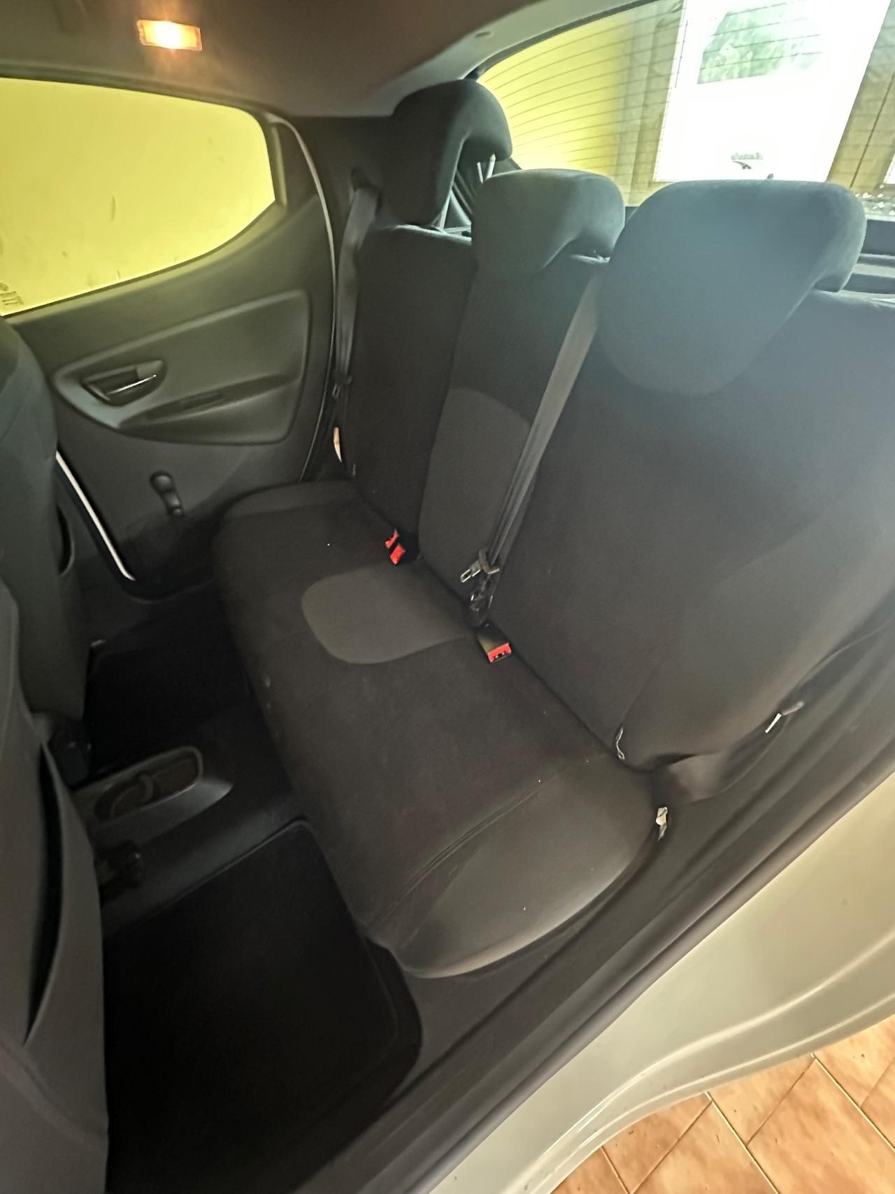 Lancia Ypsilon 0.9benz. Cambio automatico Gold