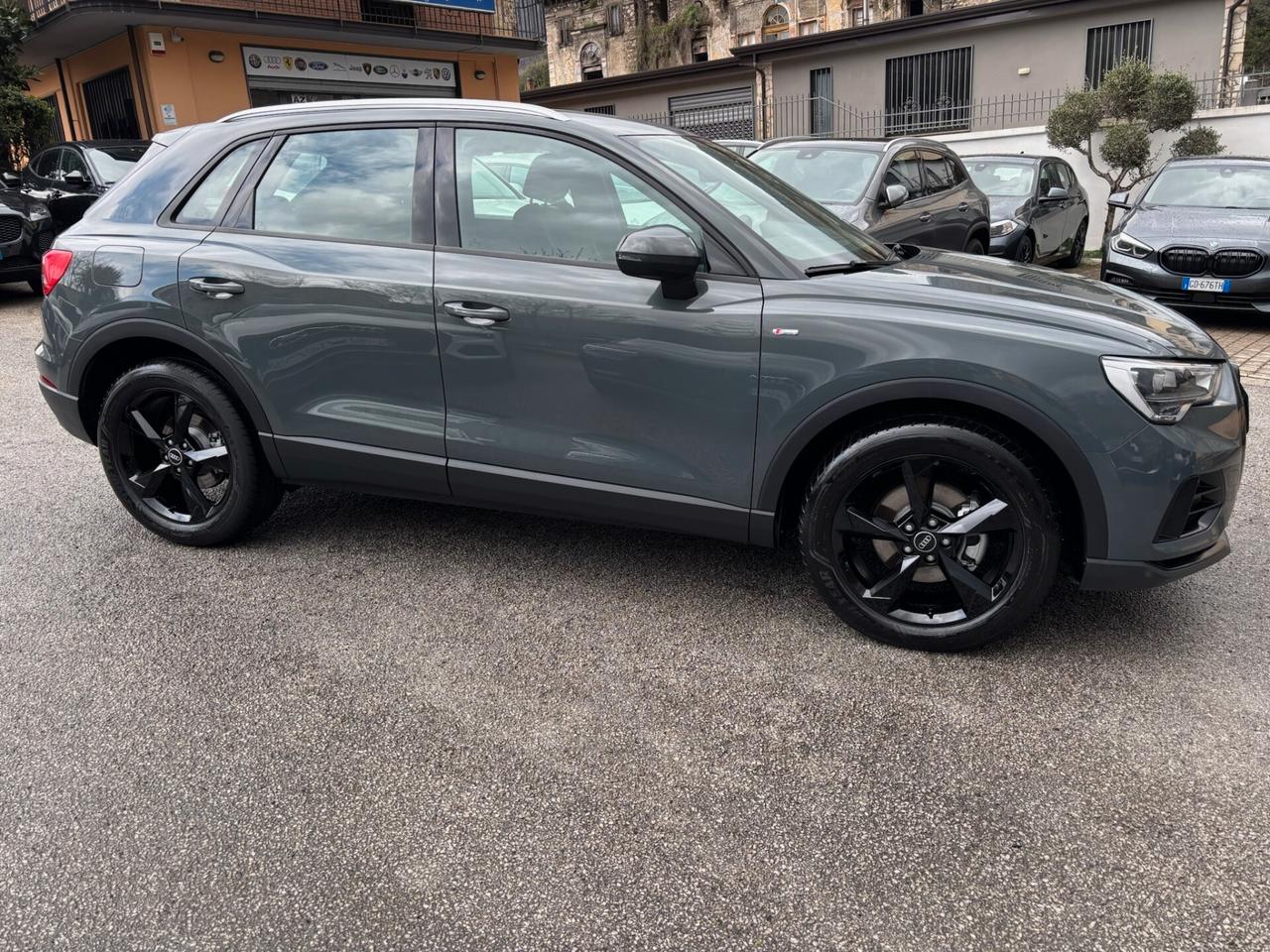 Audi Q3 35 TDI S tronic 150 CV S-LINE