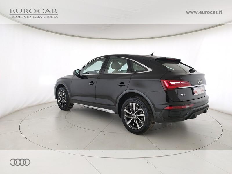 Audi Q5 sportback 40 2.0 tdi mhev 12v business advanced quattro s-tronic