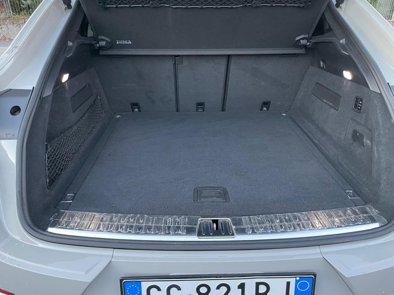 Porsche Cayenne 3.0 V6 E-Hybrid GTS