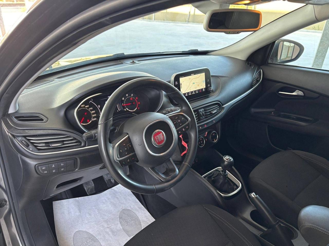 Fiat Tipo 1.6 Mjt S&S SW ''\\