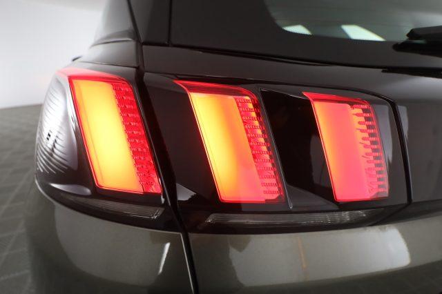 PEUGEOT 3008 3008 BlueHDi 130 EAT8 S&S Business