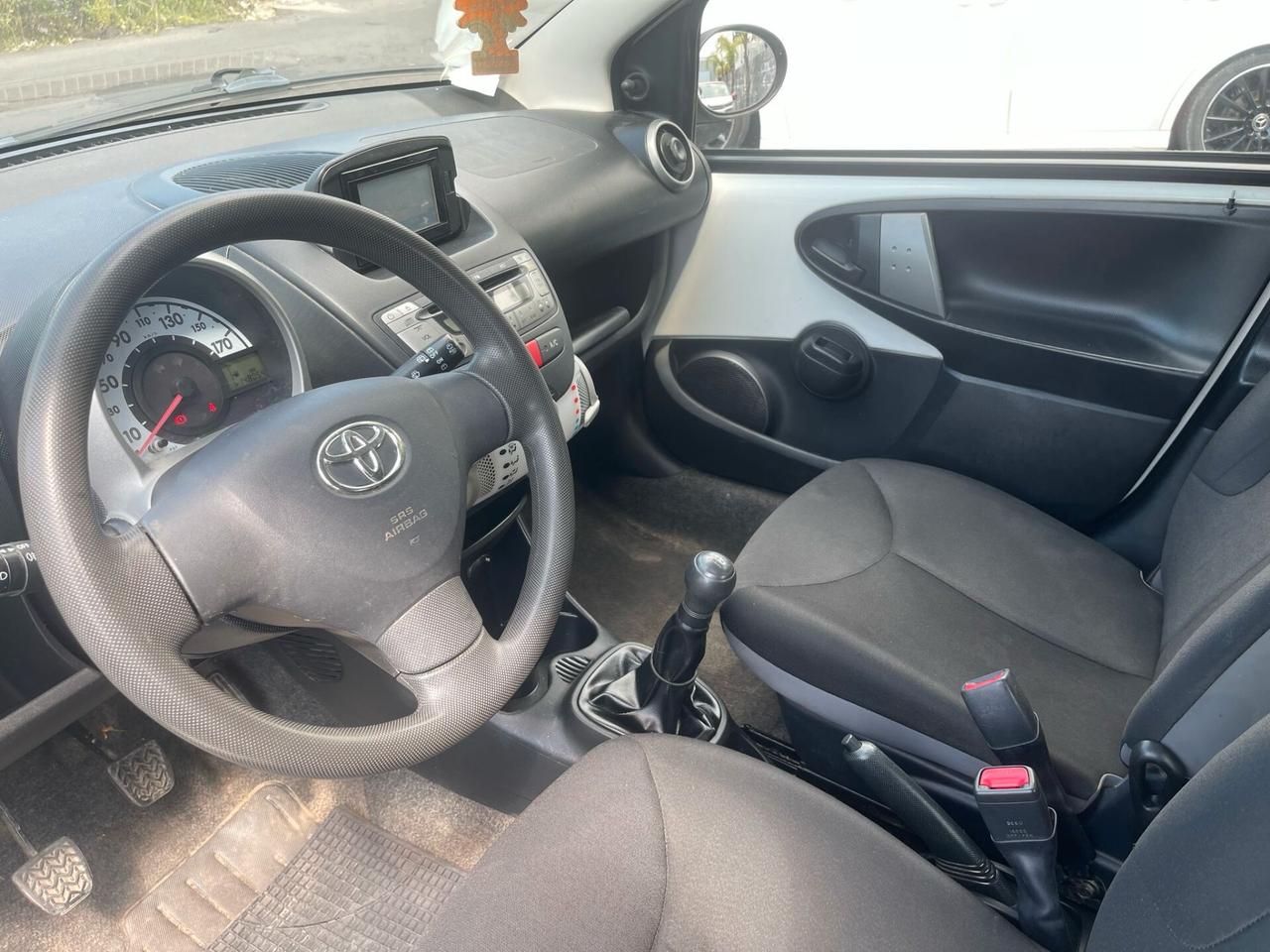 Toyota Aygo 1.0 12V VVT-i 5 porte -2013