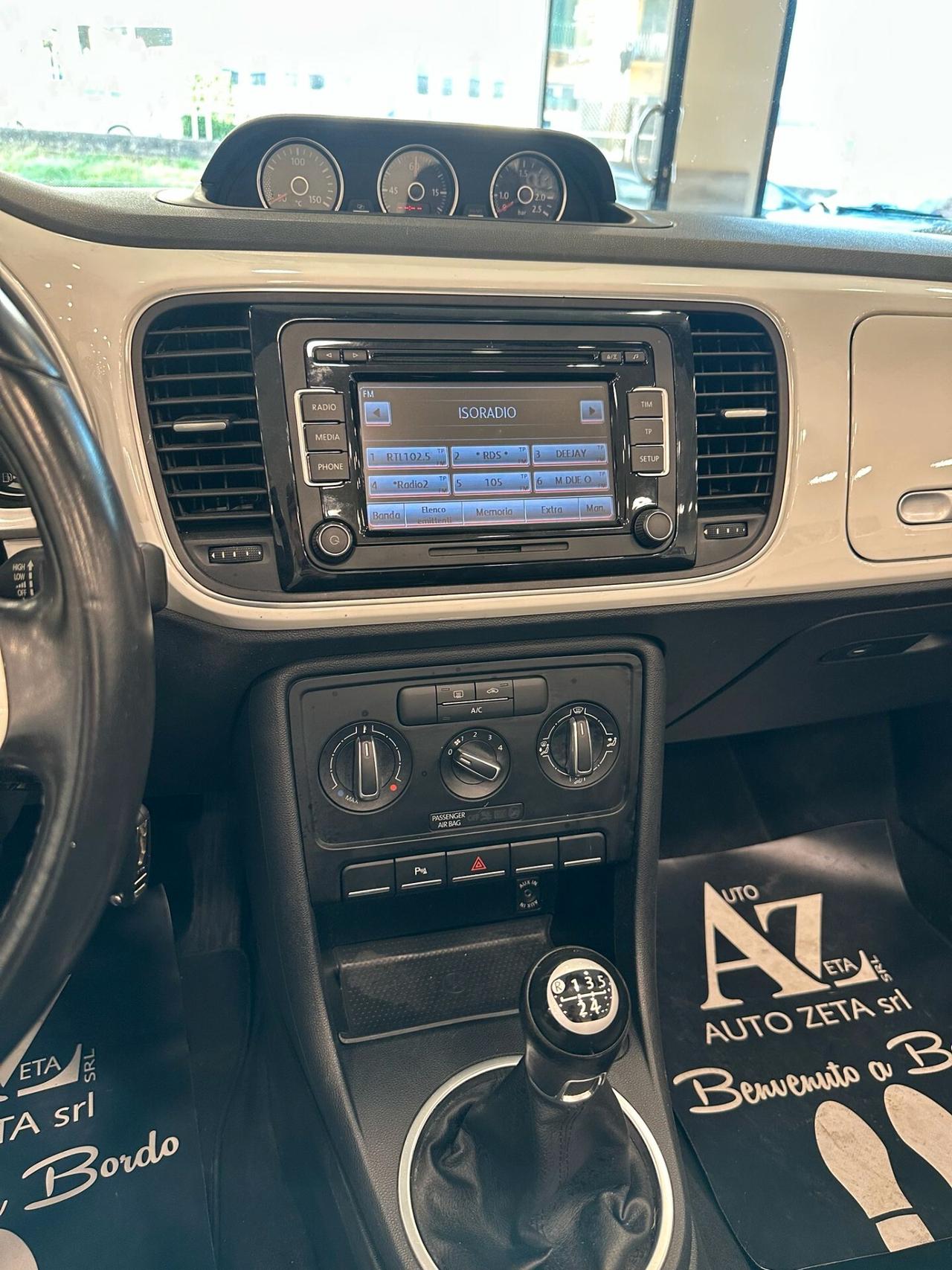 Volkswagen Maggiolino Cabrio 1.6 TDI Design