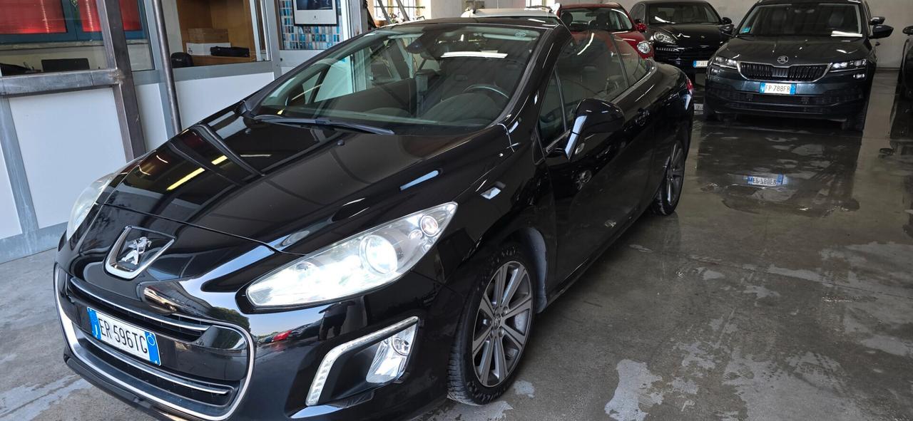Peugeot 308 1.6 e-HDi 115CV cabrio