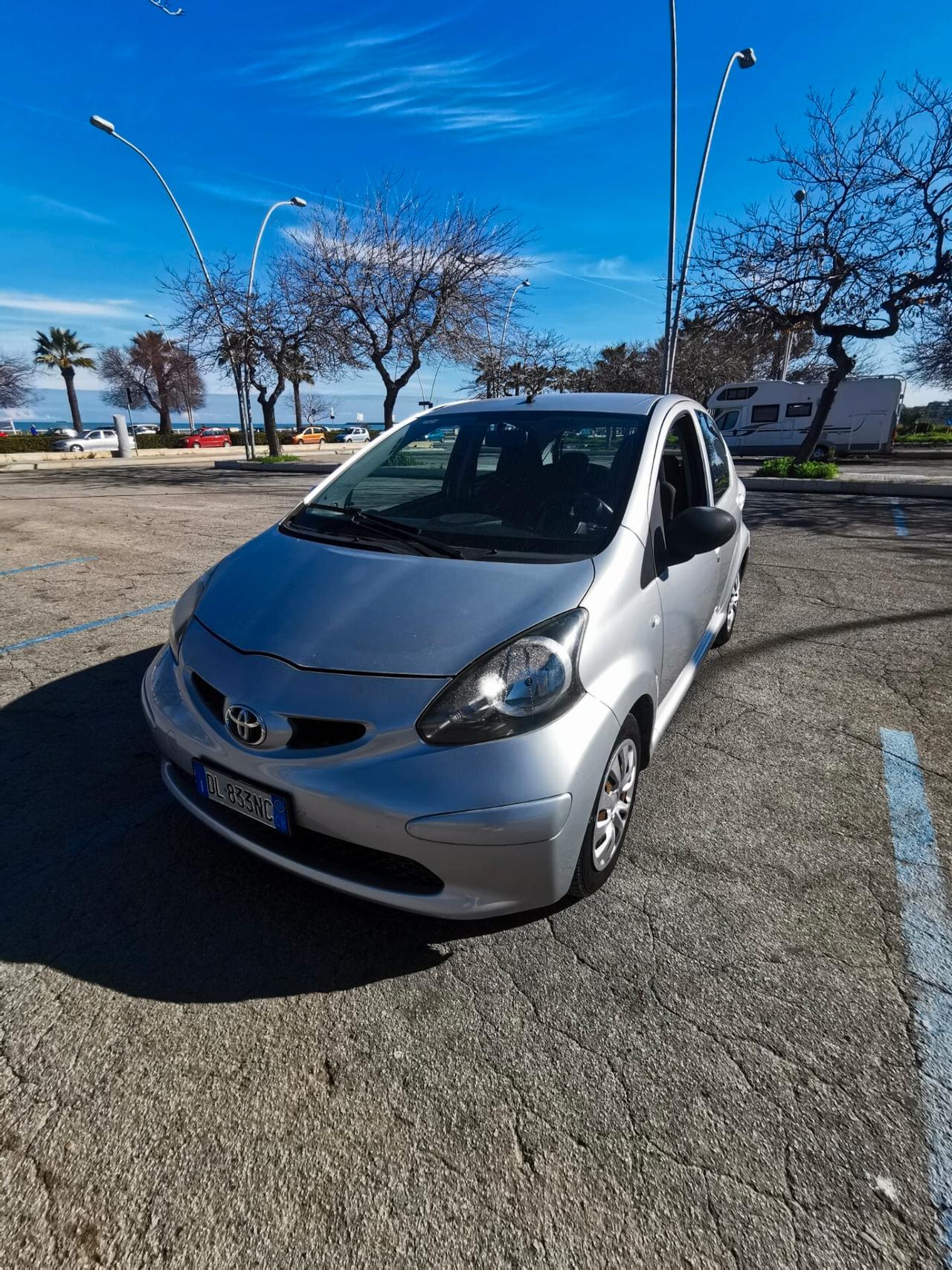 Toyota Aygo 1.0 12V VVT-i 5 porte Sol 2007