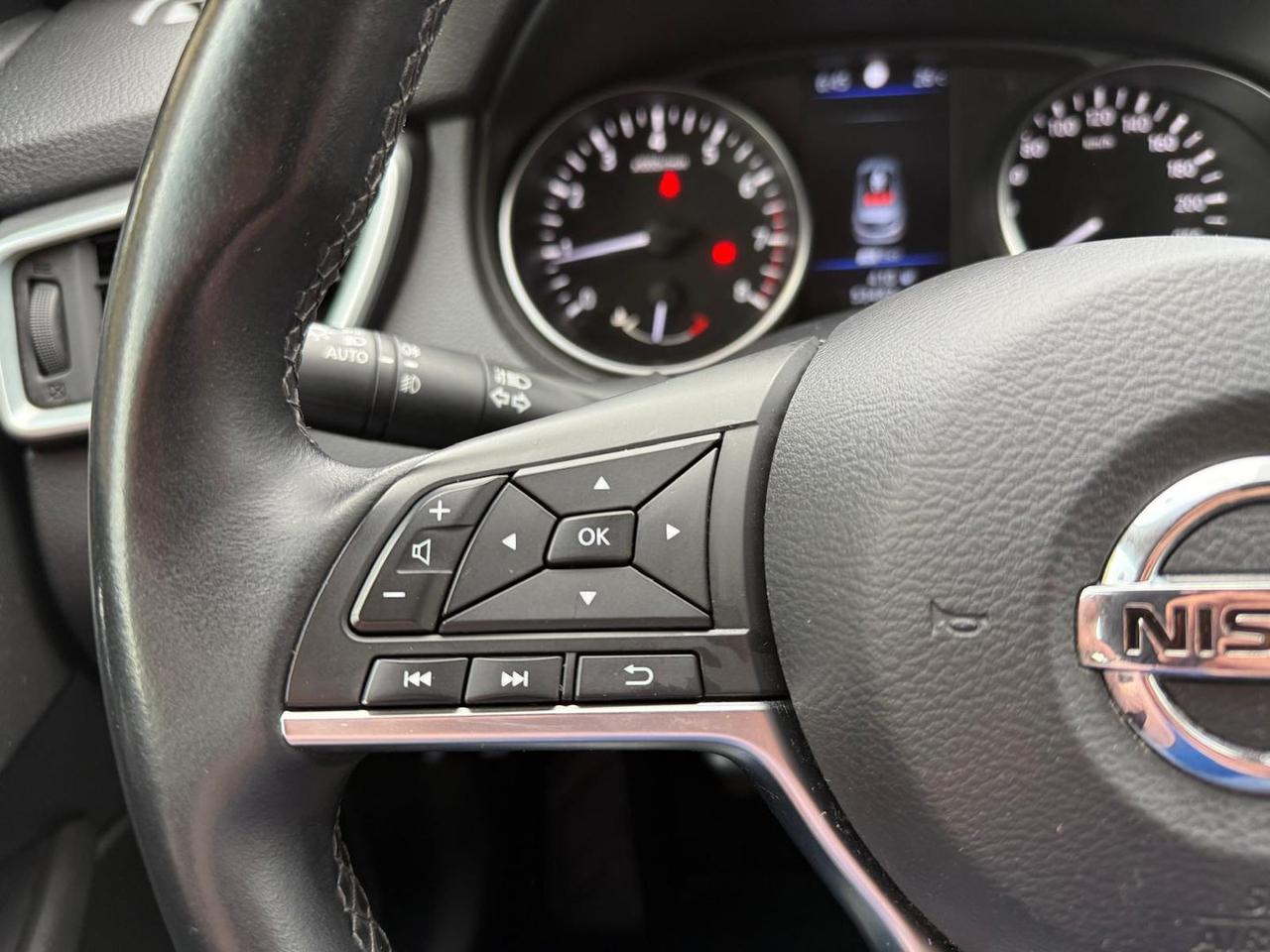 Nissan Qashqai Acenta Premium 1.3 DIG-T #5629