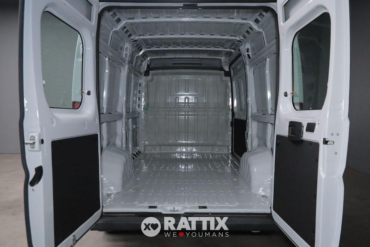 Peugeot Boxer 333 2.2 BlueHDI 120CV L2H2 (IVA ESCLUSA)