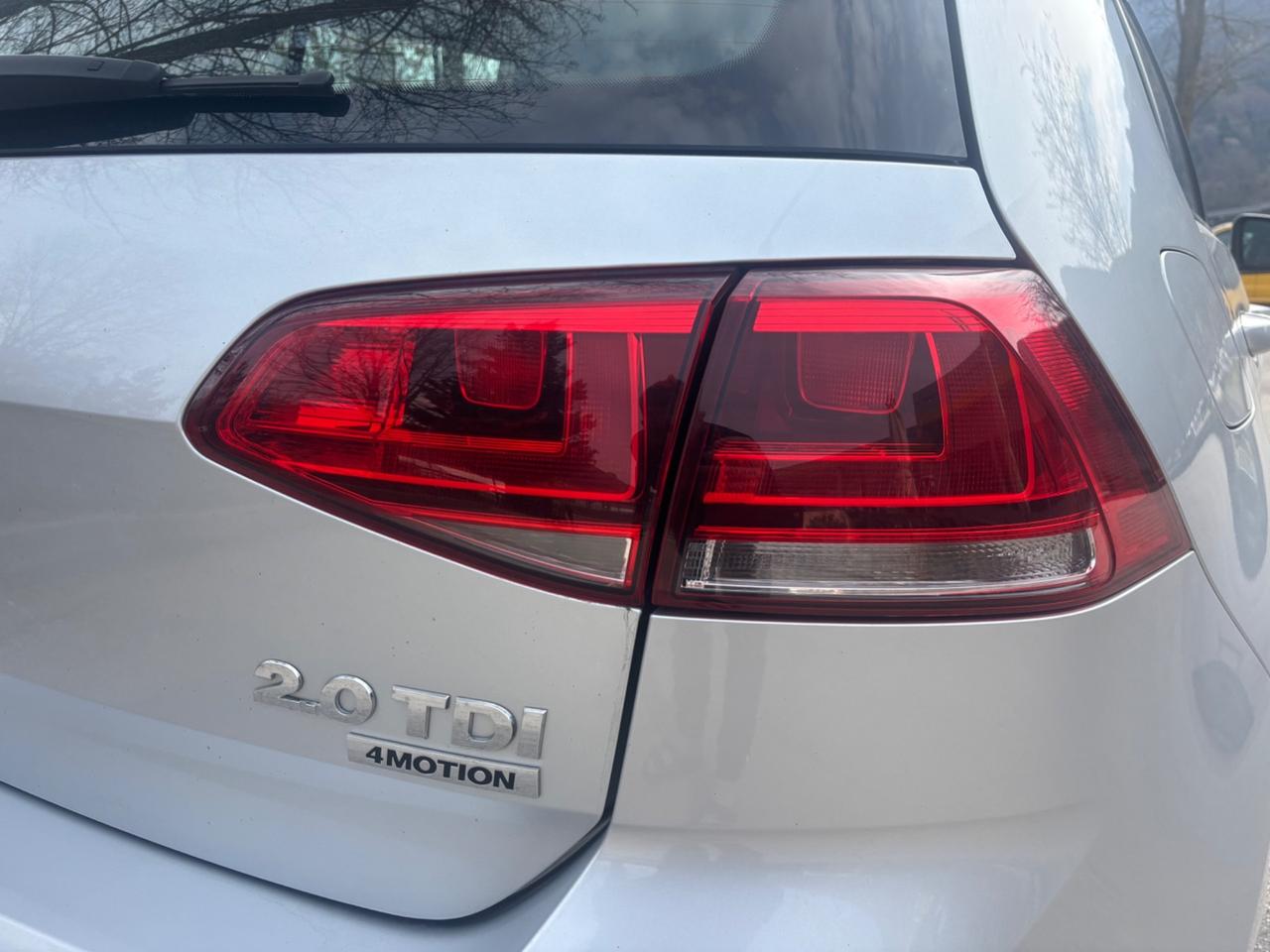 Volkswagen Golf 2.0 TDI 5p. 4MOTION Highline BlueMotion Technology