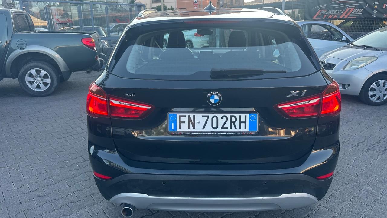 Bmw X1 sDrive18d xLine