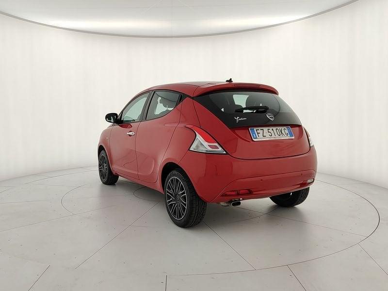 Lancia Ypsilon 1.2 69 CV 5 porte S&S Gold - OK PER NEOPATENTATI