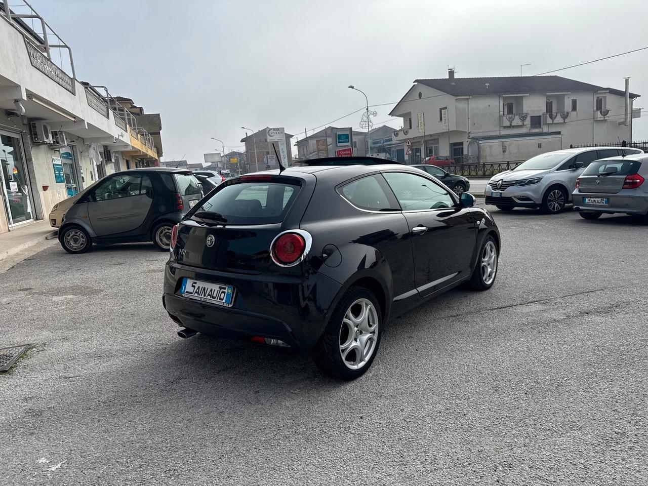 Alfa Romeo MiTo 1.6 JTDm Distinctive Sport Pack Tetto Garanzia