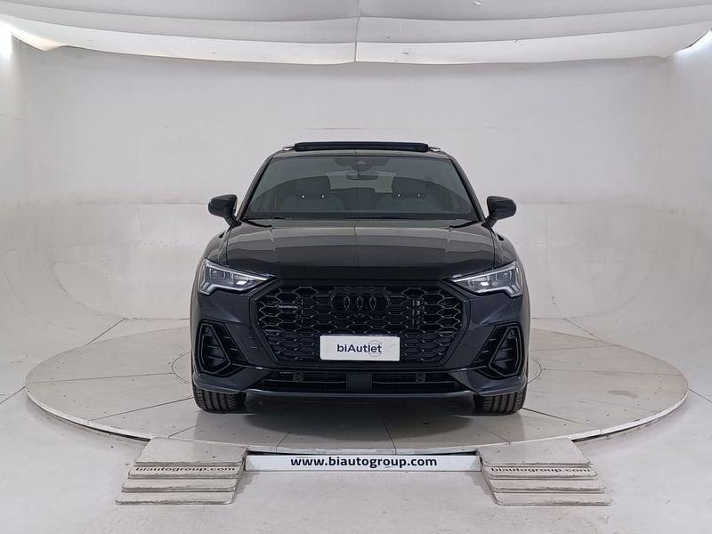 Audi Q3 2019 Sportback Diesel Sportback 40 2.0 tdi Identity Black quattro 193