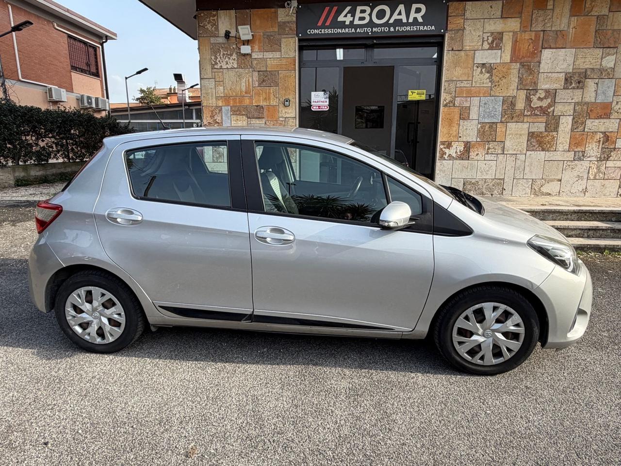Toyota Yaris 1.0 GPL 5 porte Active