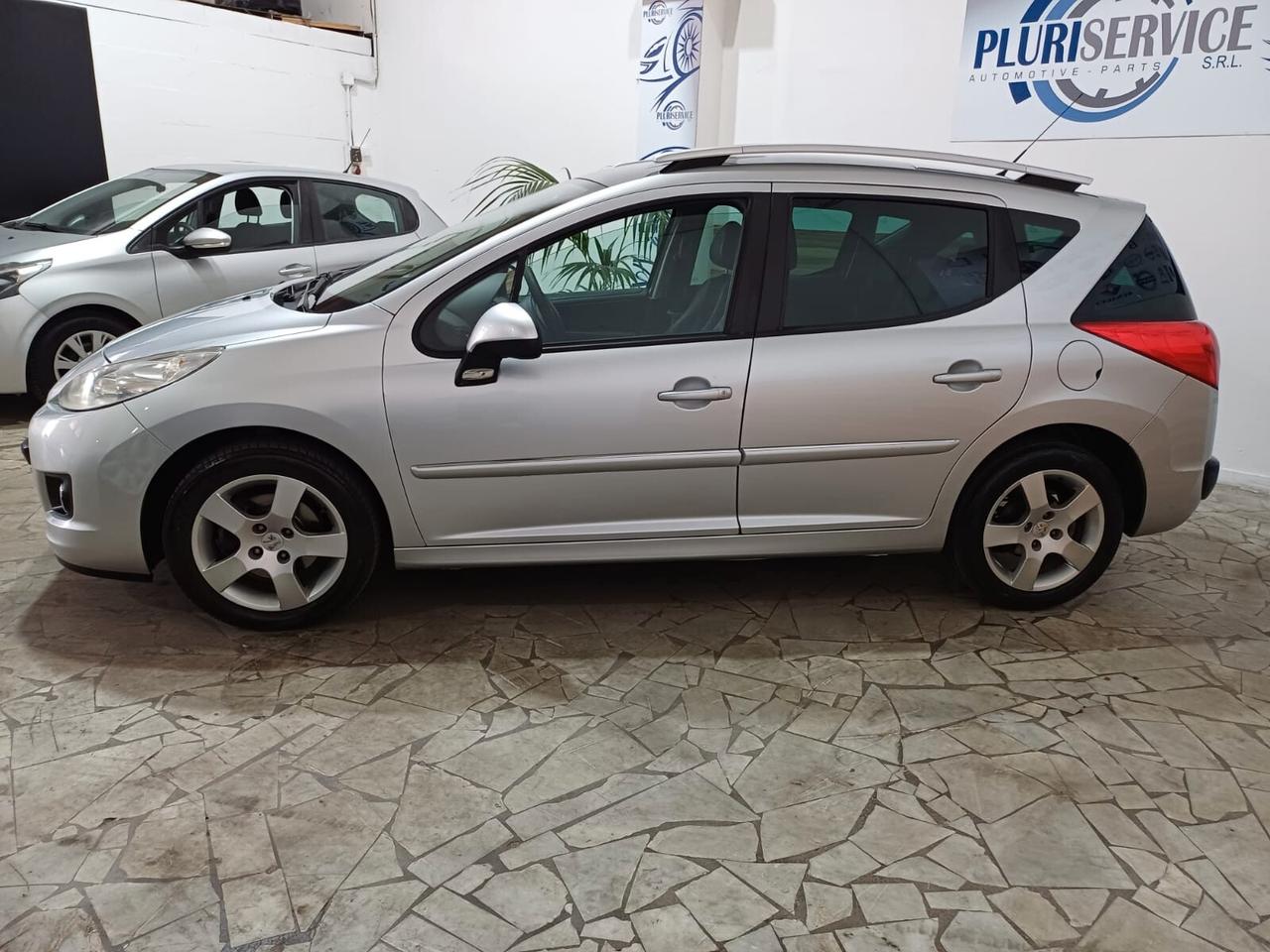 Peugeot 207 SW 1.6 HDi TETTO PANORAMICO - 2012