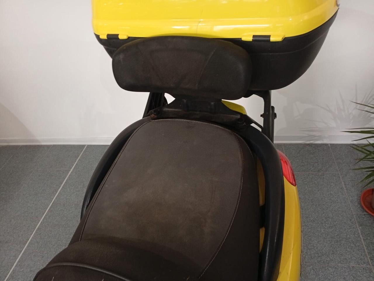 Piaggio X9 250