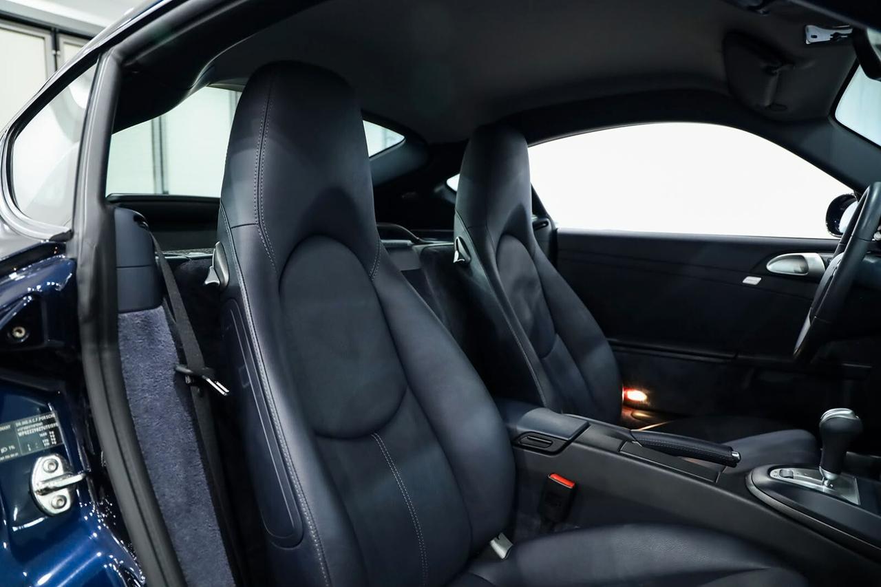 Porsche 987 Cayman