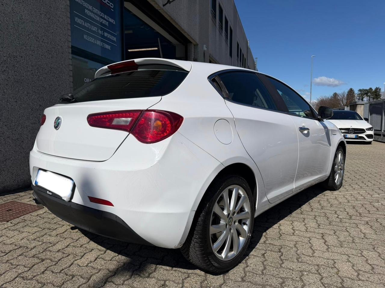 Alfa Romeo Giulietta 1.6 JTDm TCT 120 CV Super automatica