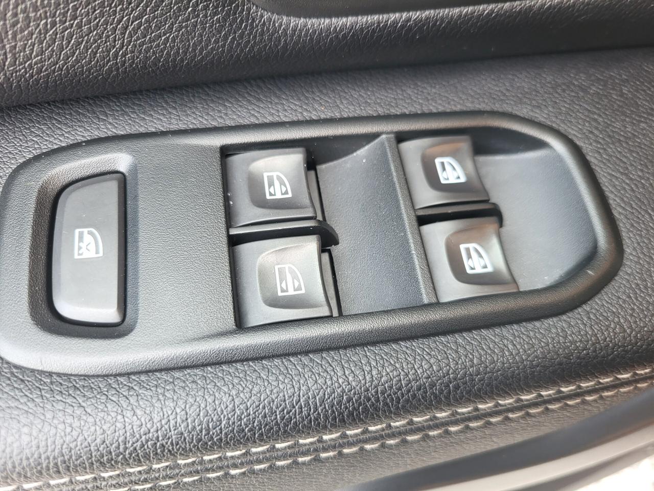 Dacia Duster 1.6 SCe GPL 4x2 Prestige