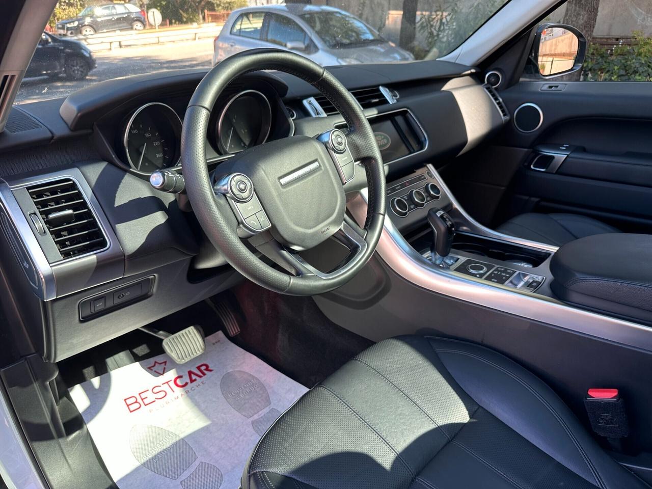 Land Rover Range Rover Sport Range Rover Sport 3.0 TDV6 HSE Dynamic PANORAMA / R22 / AIR SUSPENSION