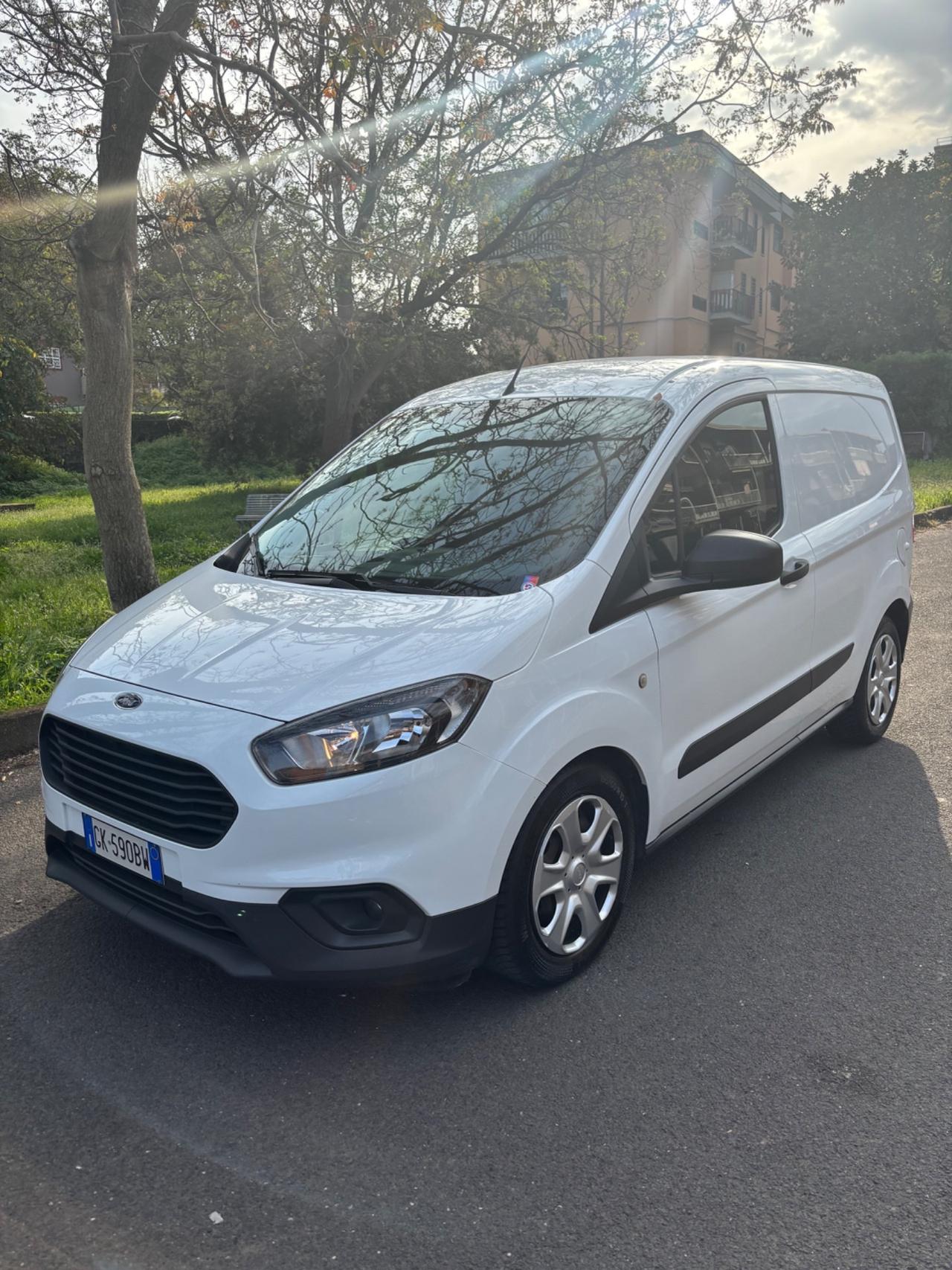 Ford Transit Courier 1.5 TDCi 2022
