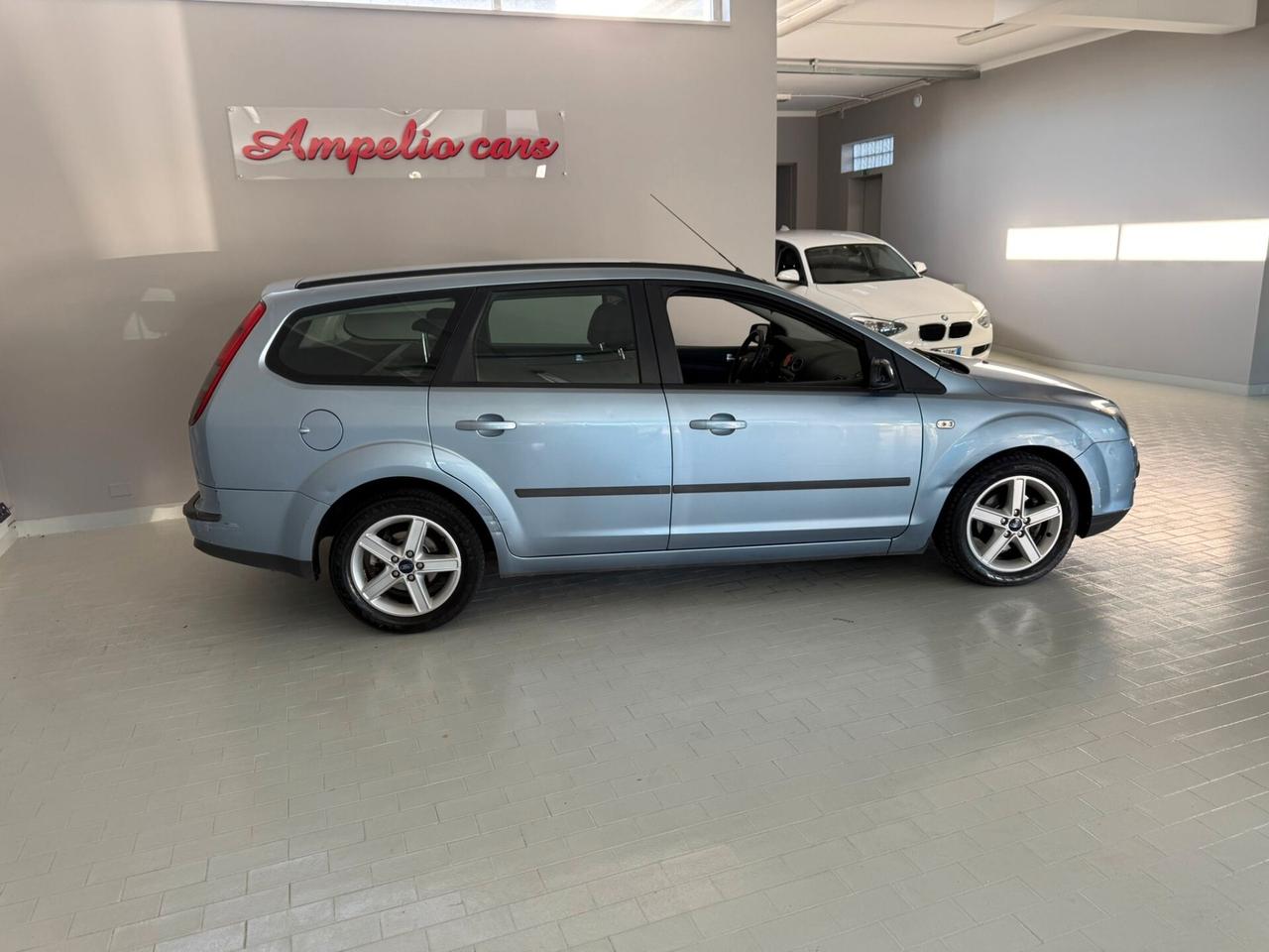 Ford Focus C-Max 1.6 TDCi (90CV) NEOPATENTATI