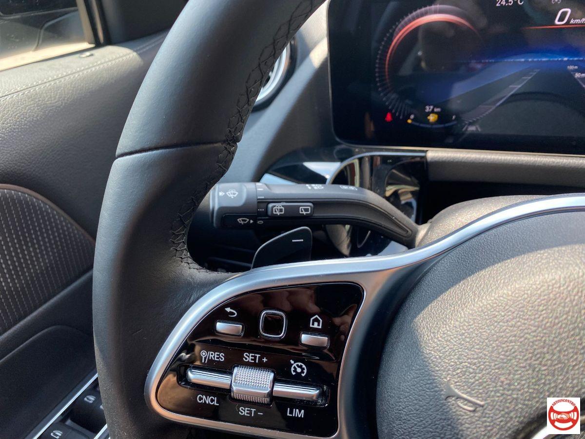 MERCEDES - Classe GLA - 200 d Automatic Sport Plus